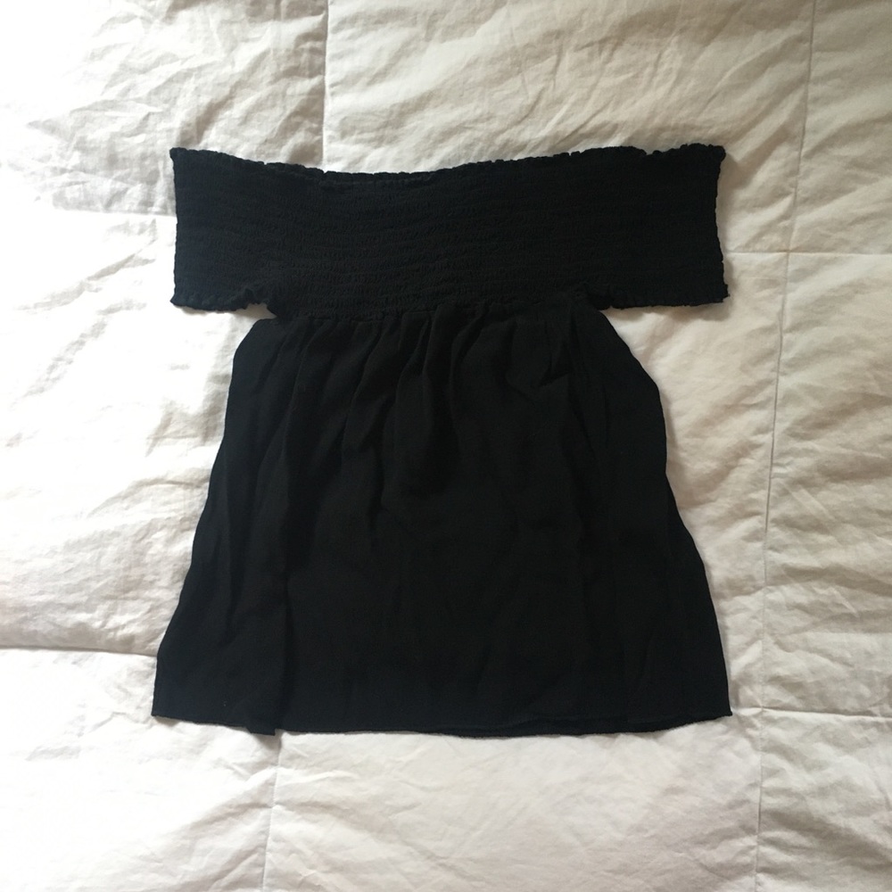 Brandy Melville Off-the-Shoulder Top